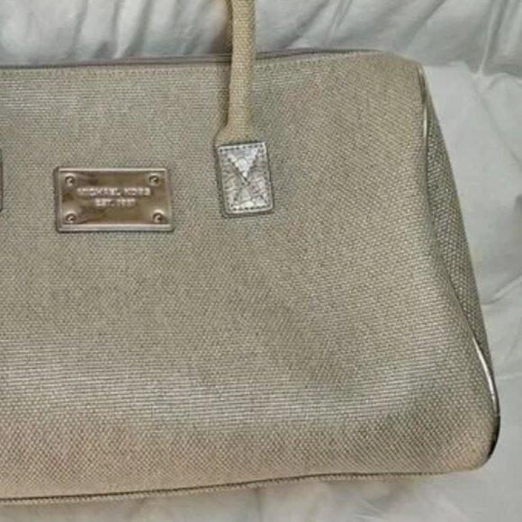 Michael Kors - Picture 4 of 4